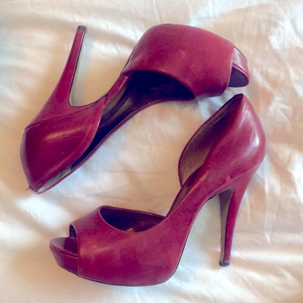 Jessica Simpson red heels